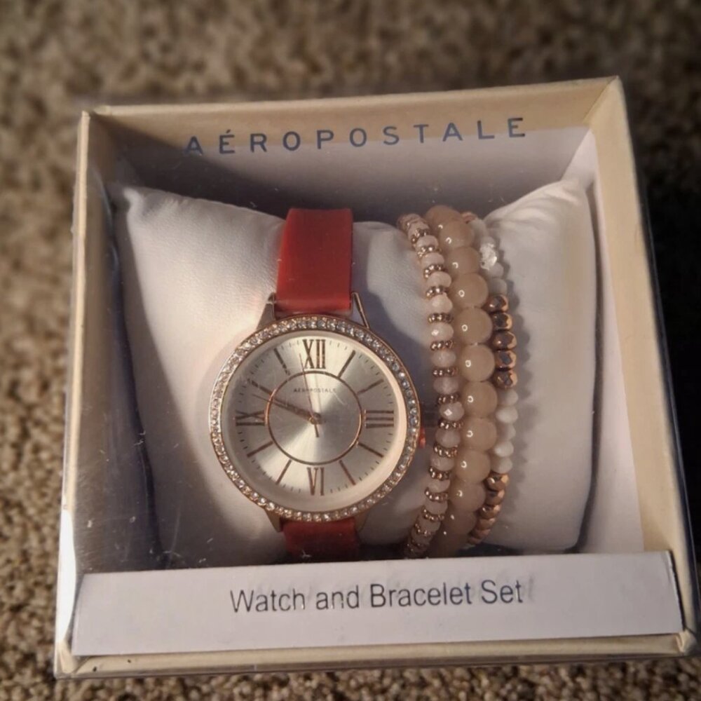 Aeropostale Model 3040 Pink Rose Gold Watch and Bracelet Set‎
